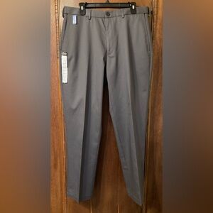 NWT-36x32 Haggar Classic Fit Khaki Slacks